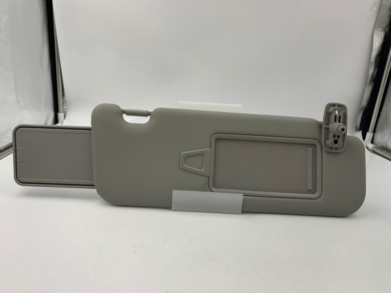 2011-2016 Kia Sportage Passenger Sun Visor Gray OEM D01B59009