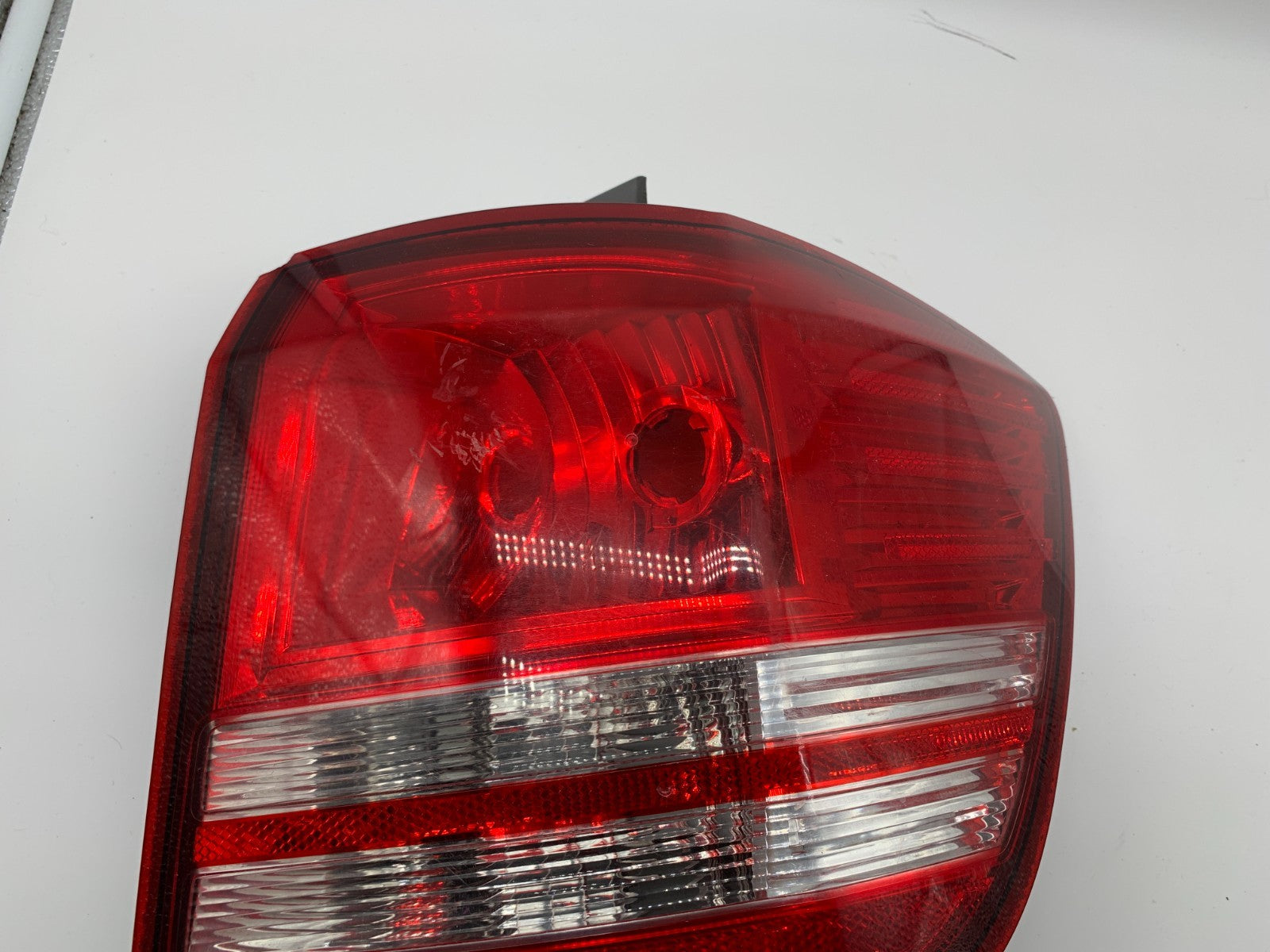 2009-2011 Dodge Journey Passenger Side Tail Light Taillight OEM C04B09003