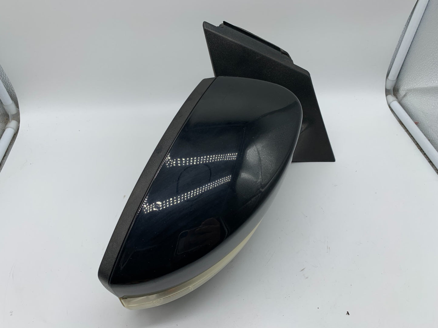 2015-2018 Ford Focus Passenger Side View Power Door Mirror Black OEM C01B26018