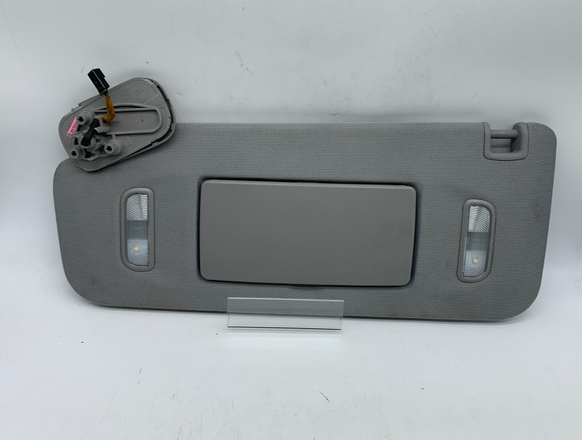 2015-2020 Chevrolet Avalanche 1500 Driver Sun Visor Gray Illuminated D03B67009