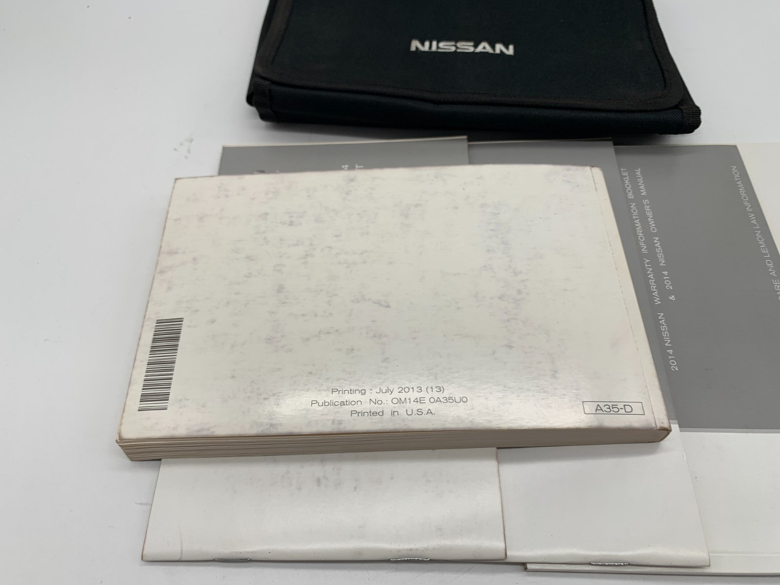 2014 Nissan Maxima Owners Manual Set with Case OEM D01B19014