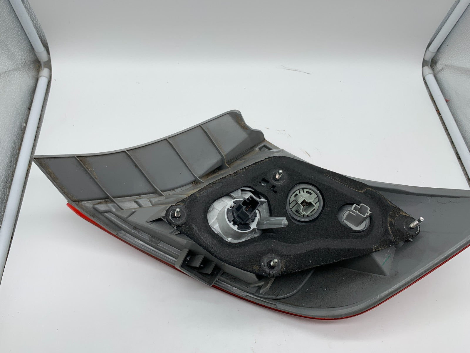 2012-2014 Toyota Camry Driver Side Tail Light Taillight OEM C02B34002