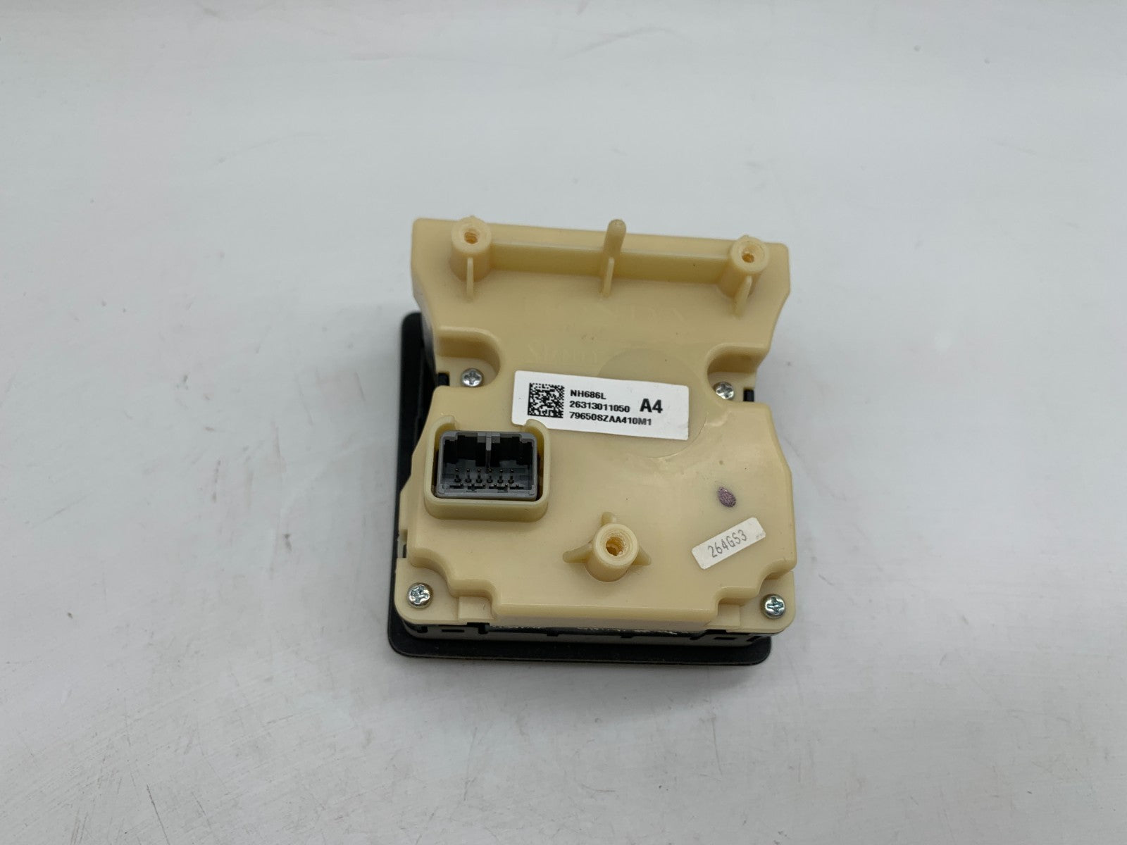 2009-2015 Honda Pilot Rear Climate Control AC Heater Unit OEM D03B32002