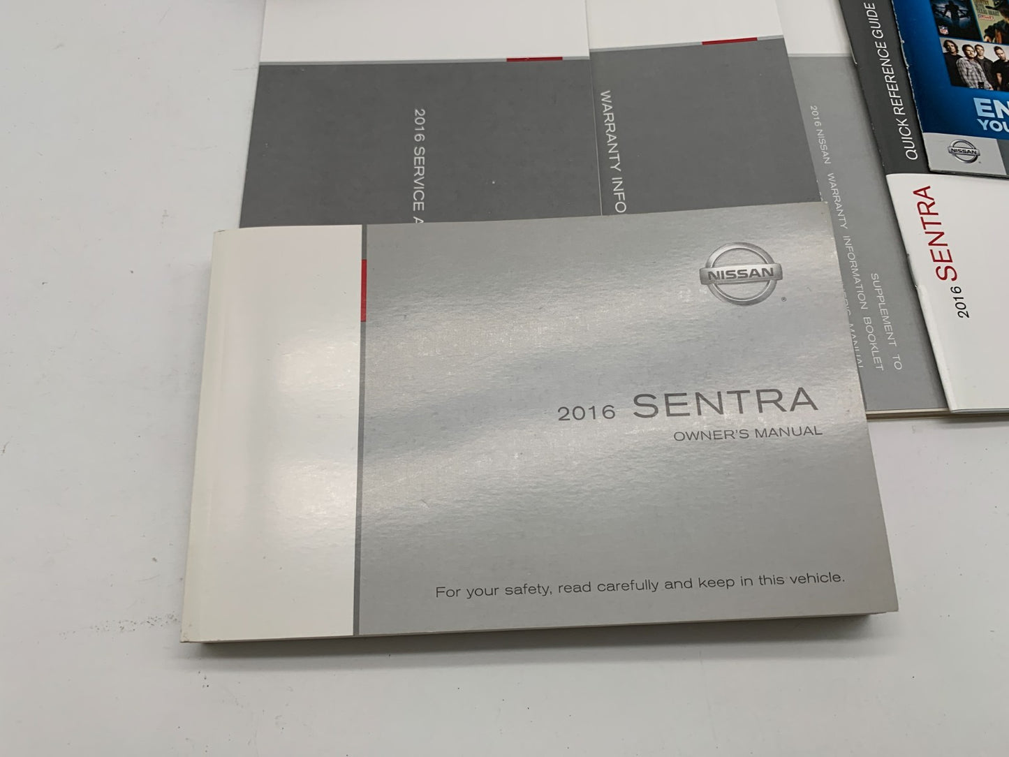 2016 Nissan Sentra Owners Manual Set with Case OEM B04B55052