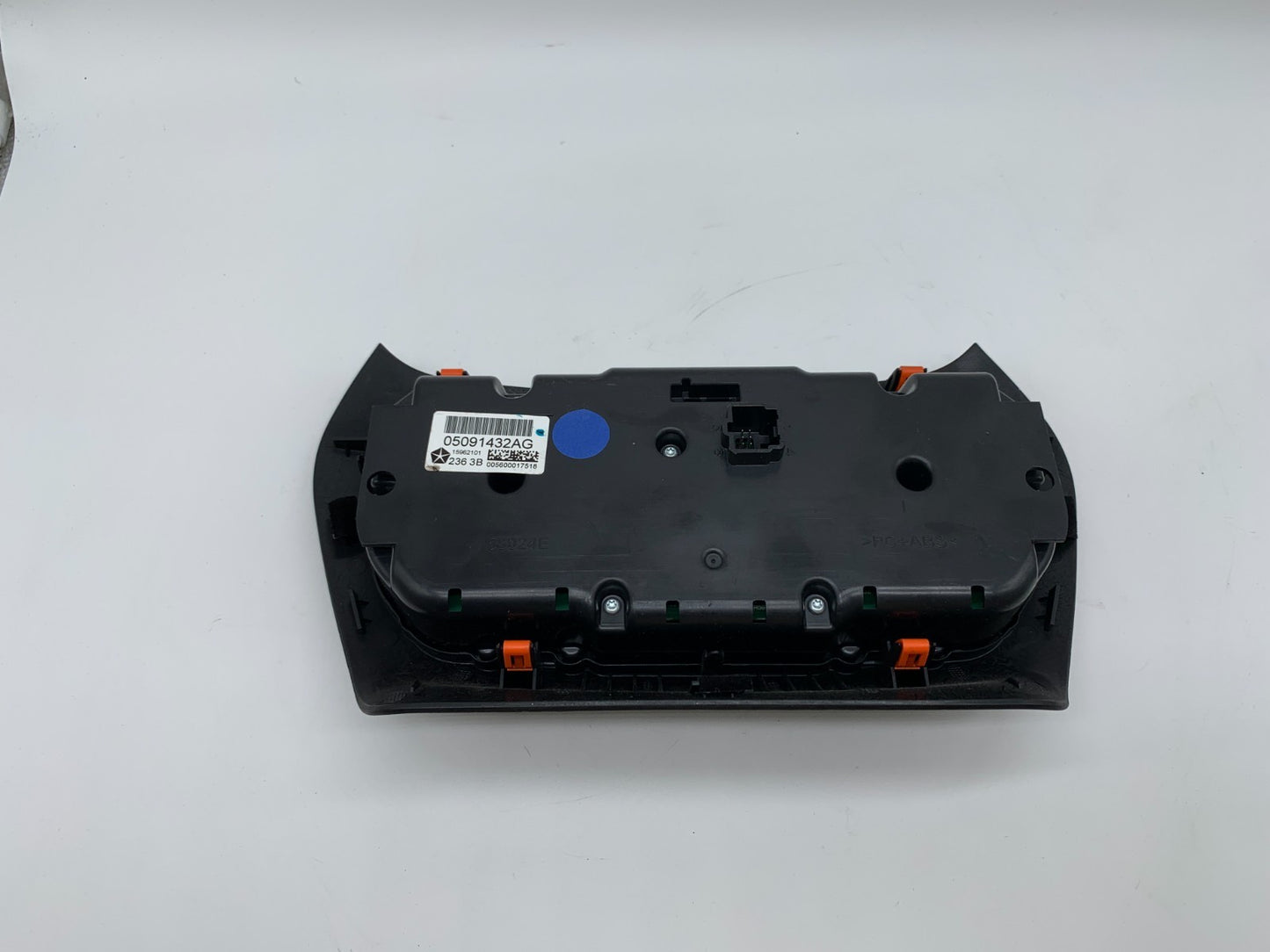 2019-2023 Jeep Cherokee Climate Control AC Heater Unit OEM C03B50004