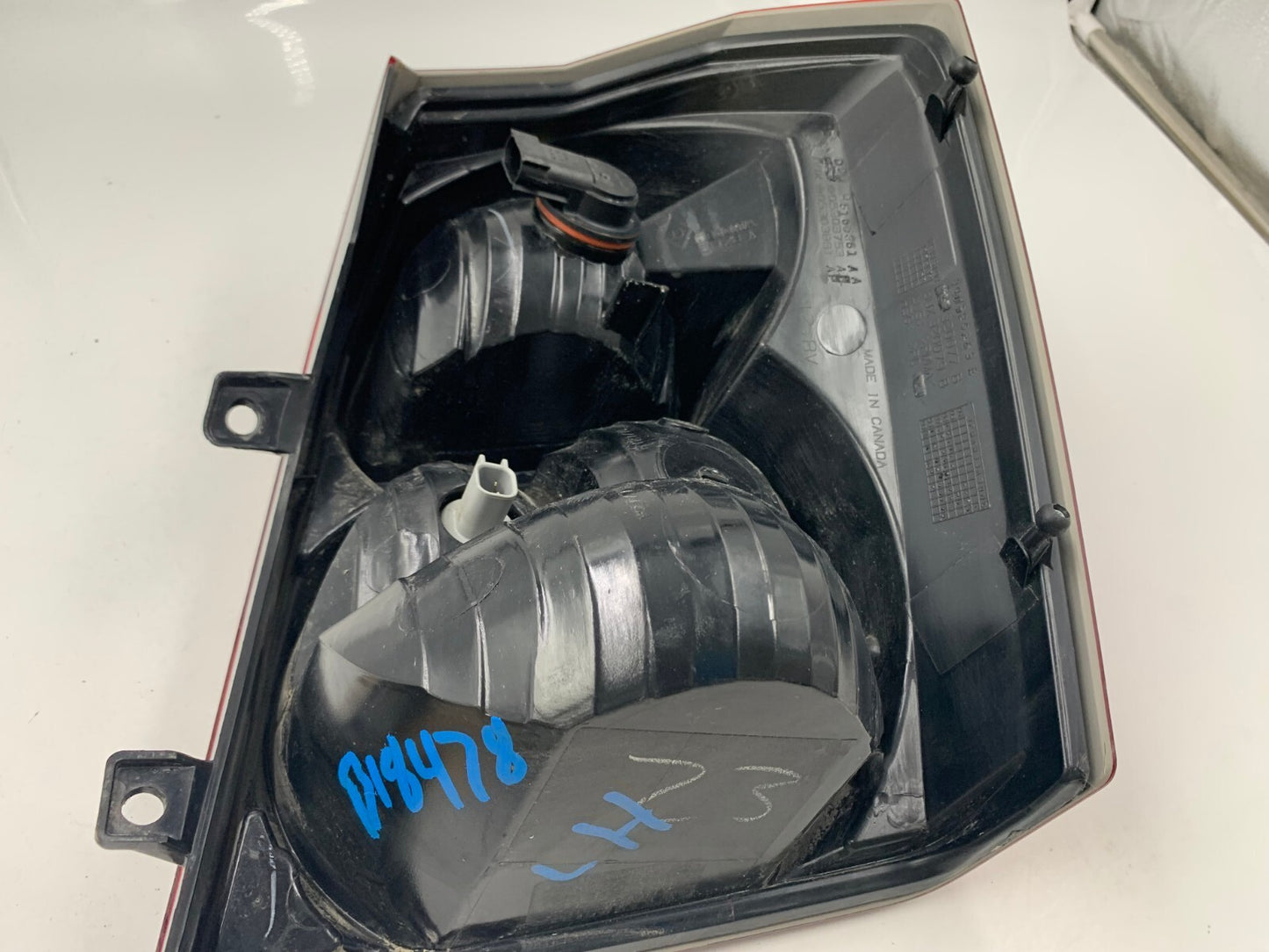 2008-2012 Dodge Caliber Driver Side Tail Light Taillight OEM D02B60002