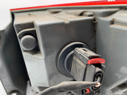 2015-2021 Jeep Grand Cherokee Driver Side Tail Light Taillight OEM B04B11045