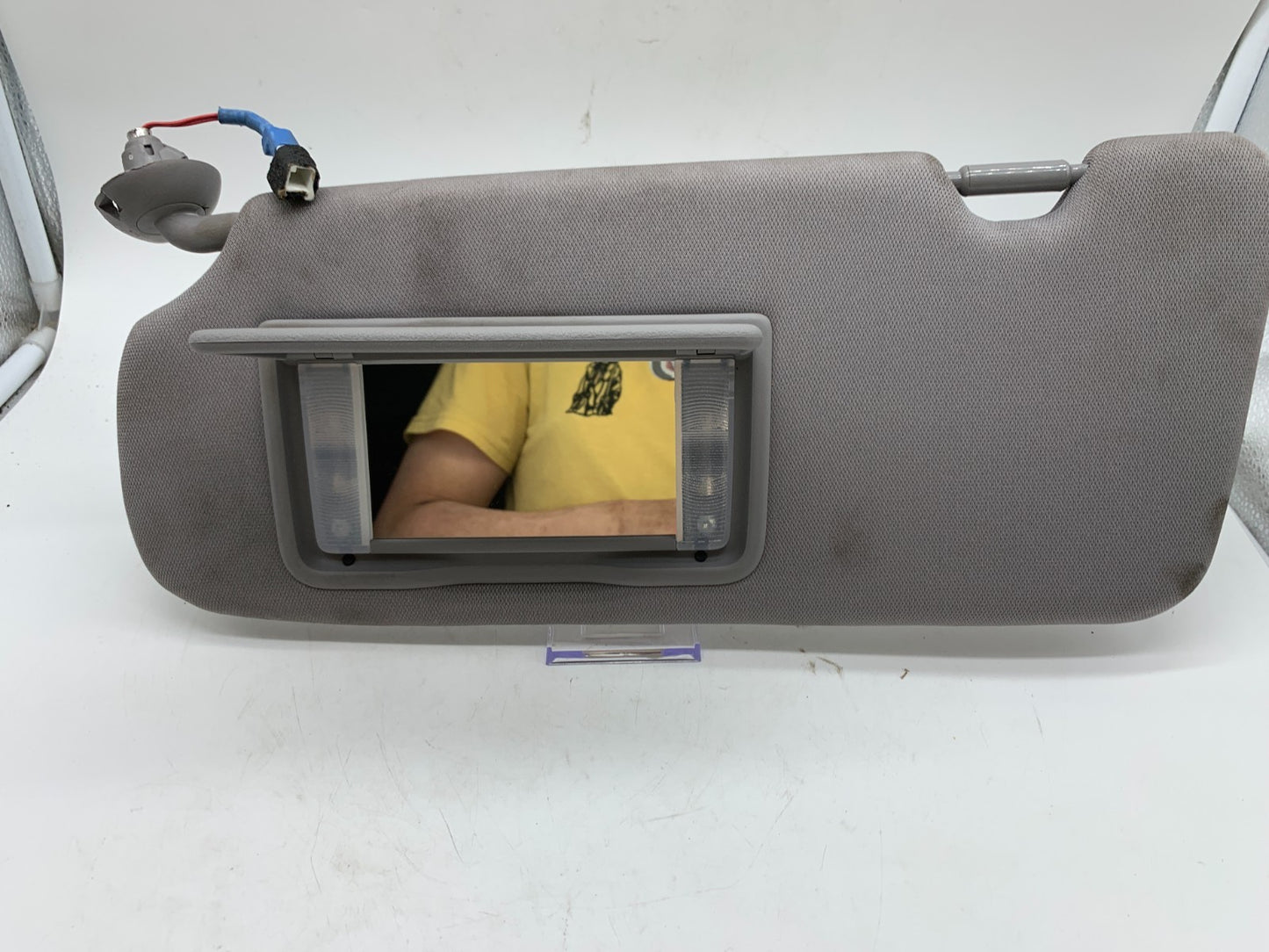 2017-2019 Honda CRV CR-V Driver Sun Visor Gray Illuminated OEM B01B28001