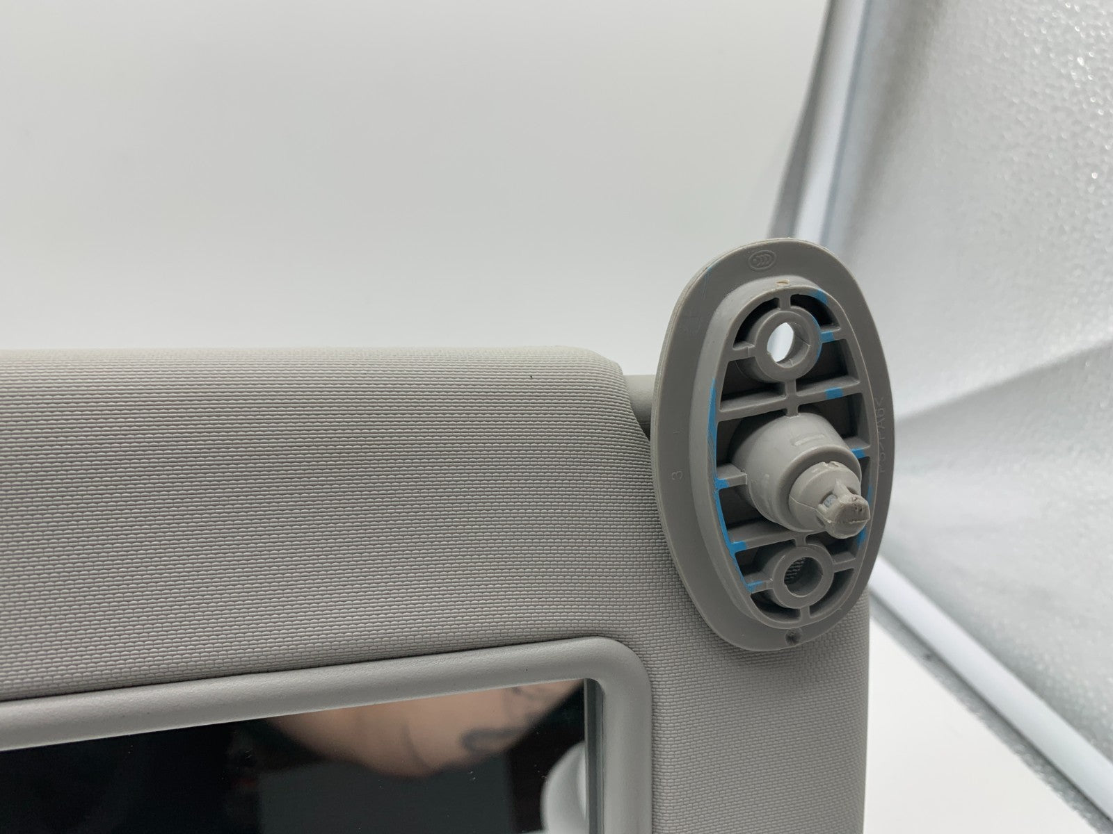 2014-2019 Kia Soul Passenger Sun Visor Gray OEM A04B29004