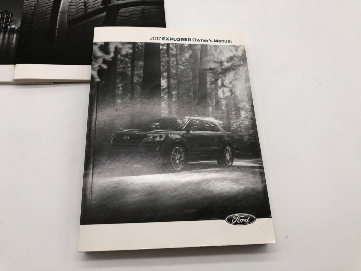 2017 Ford Explorer Owners Manual Set with Case OEM D01B18074