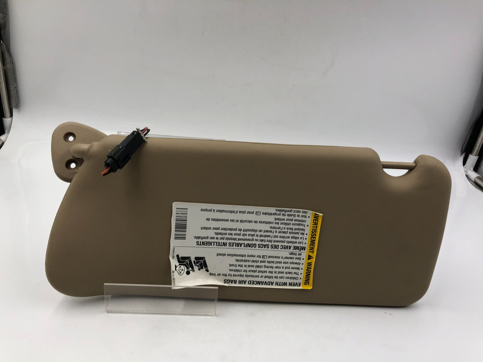 2004-2009 Cadillac SRX Passenger Sun Visor Beige Illuminated OEM A02B14092