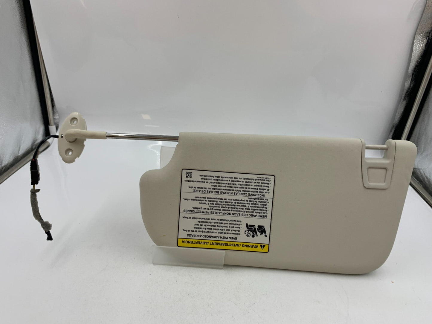 2013-2019 Ford Escape Passenger Sunvisor Sun Visor Ivory OEM D02B70006