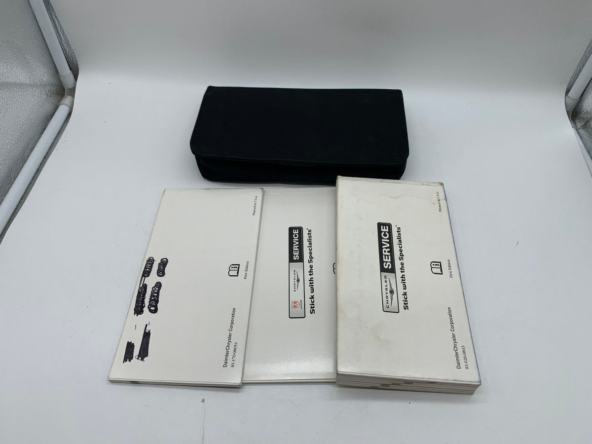 2008 Chrysler 300 Owners Manual Set with Case OEM R01B13010