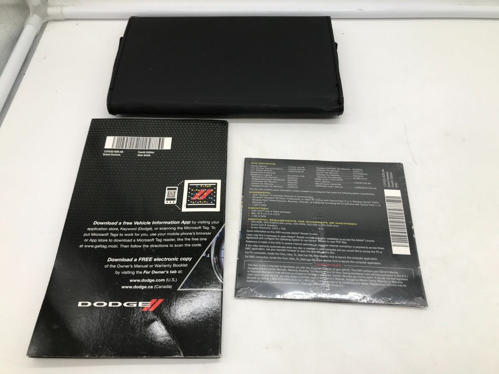 2012 Dodge Grand Caravan Owners Manual Set with Case OEM D04B66008