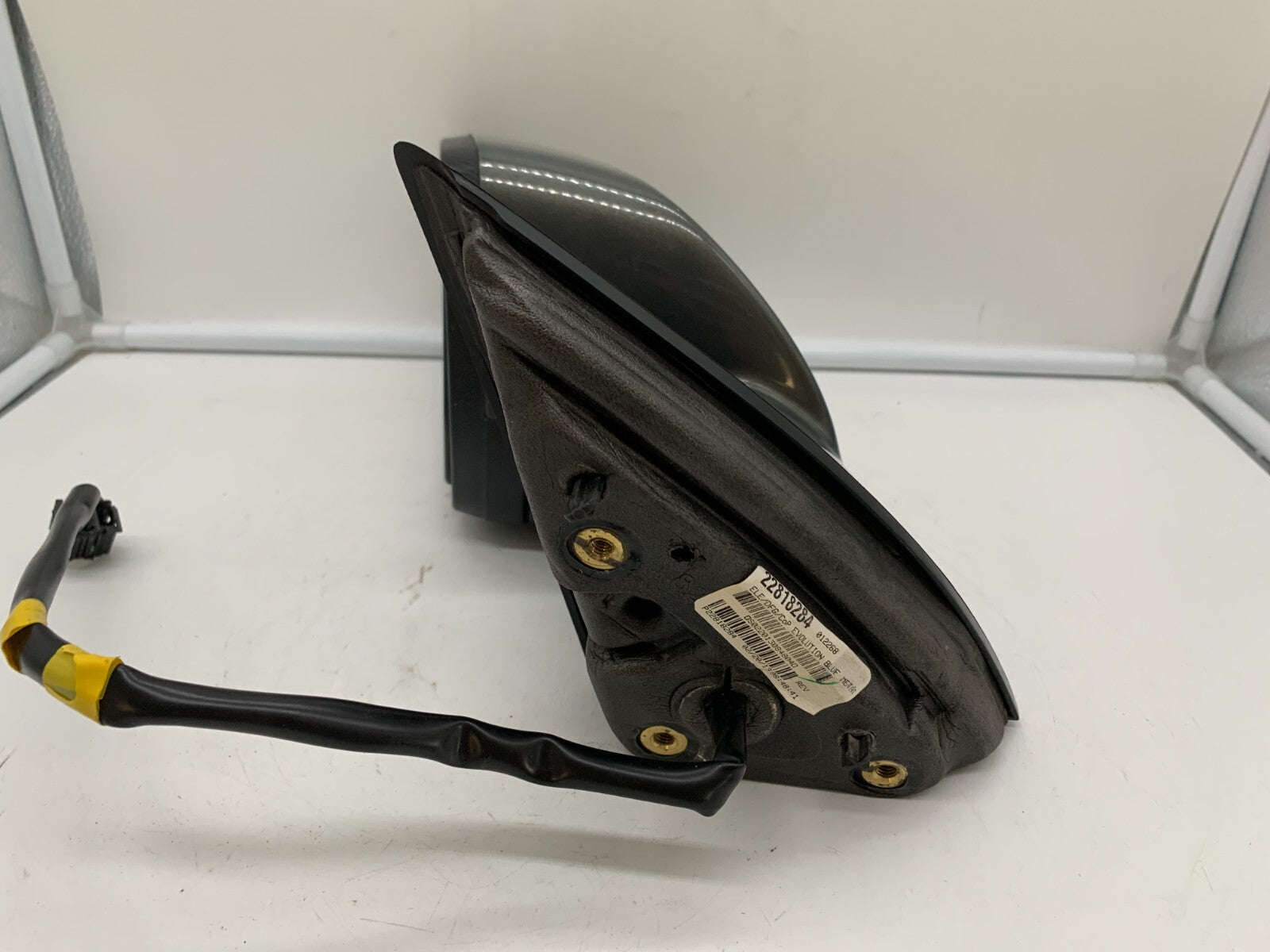 2011-2014 Chevrolet Equinox Driver Side Power Door Mirror Gray OEM C02B56018