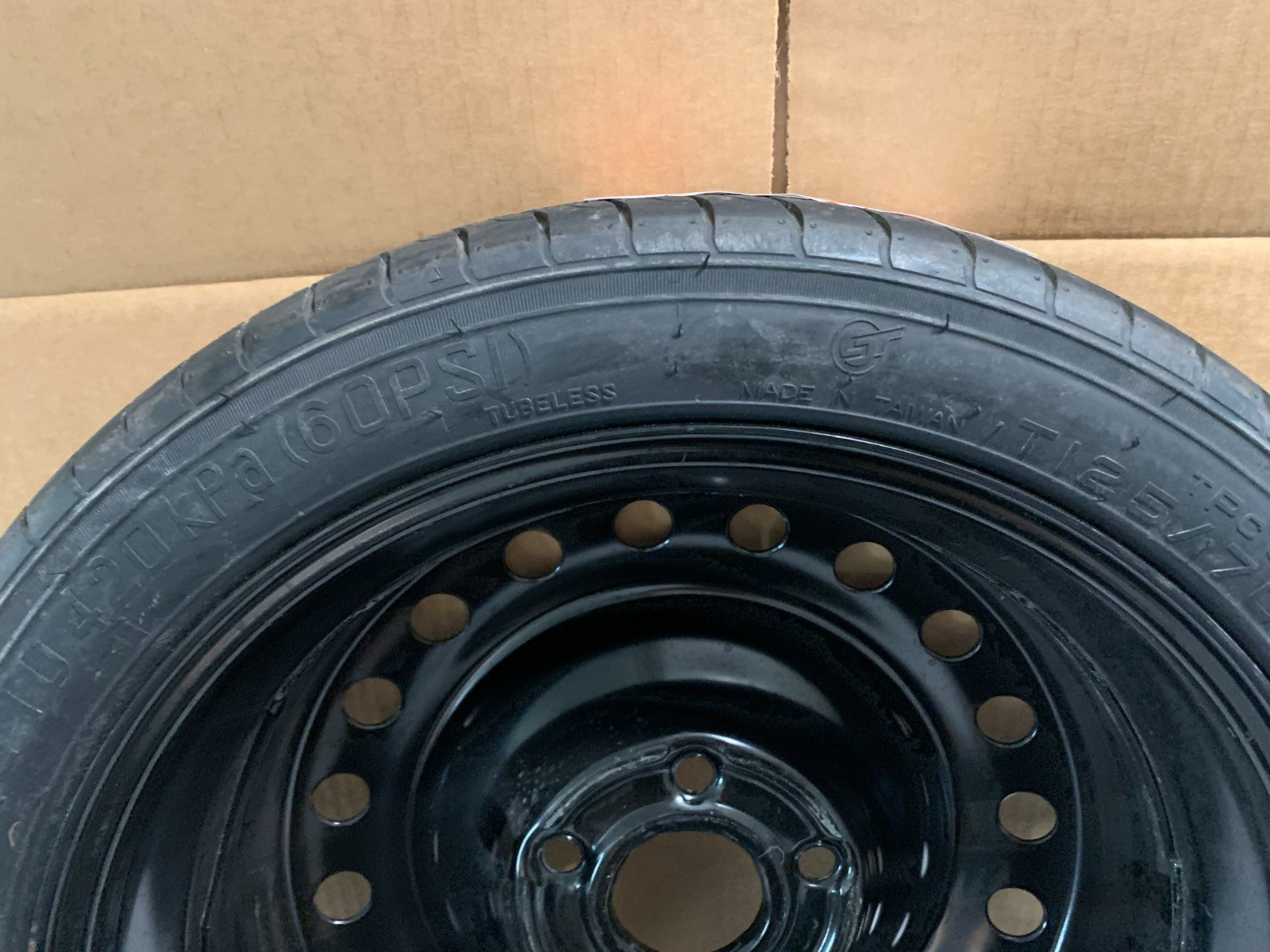 2013-2016 Chevrolet Malibu 17" Spare Tire with Jack Kit Donut T125/70R17 OEM