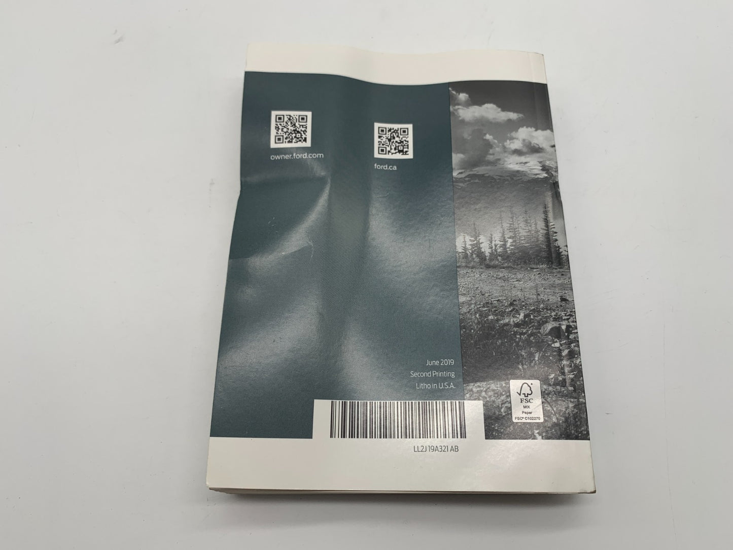 2020 Ford Explorer Owners Manual Set with Case OEM B03B56005