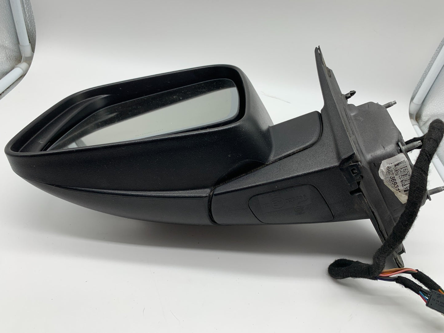 2011-2018 Jeep Grand Cherokee Driver Side Power Mirror Chrome BSA OEM C04B52005