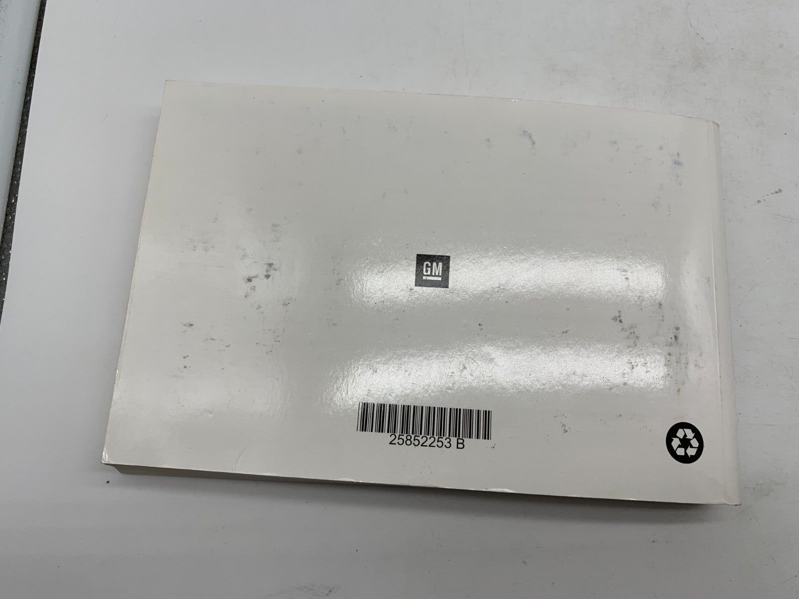 2010 Chevrolet Malibu Owners Manual Set OEM B04B24002