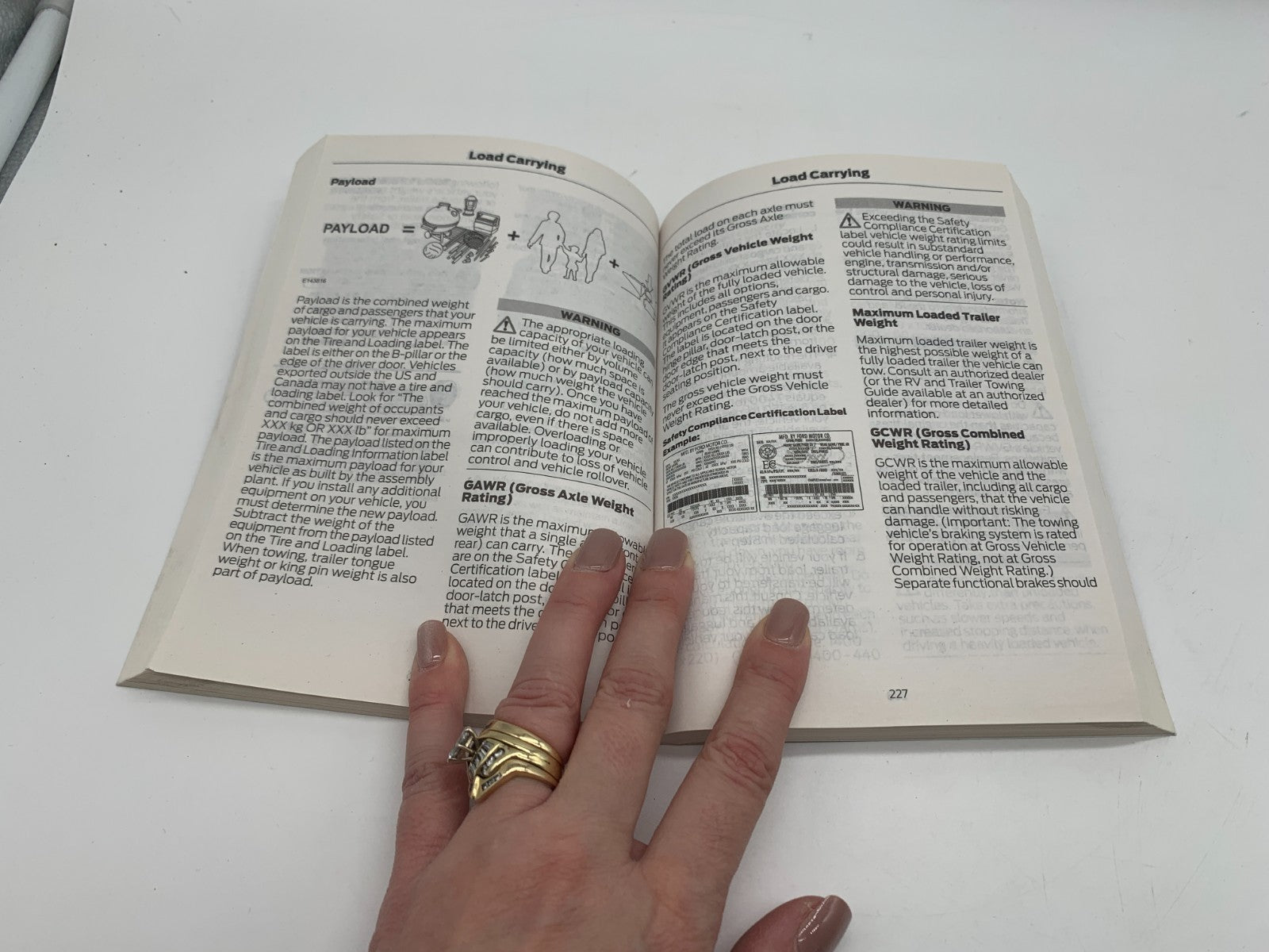 2017 Ford Edge Owners Manual Set with Case OEM