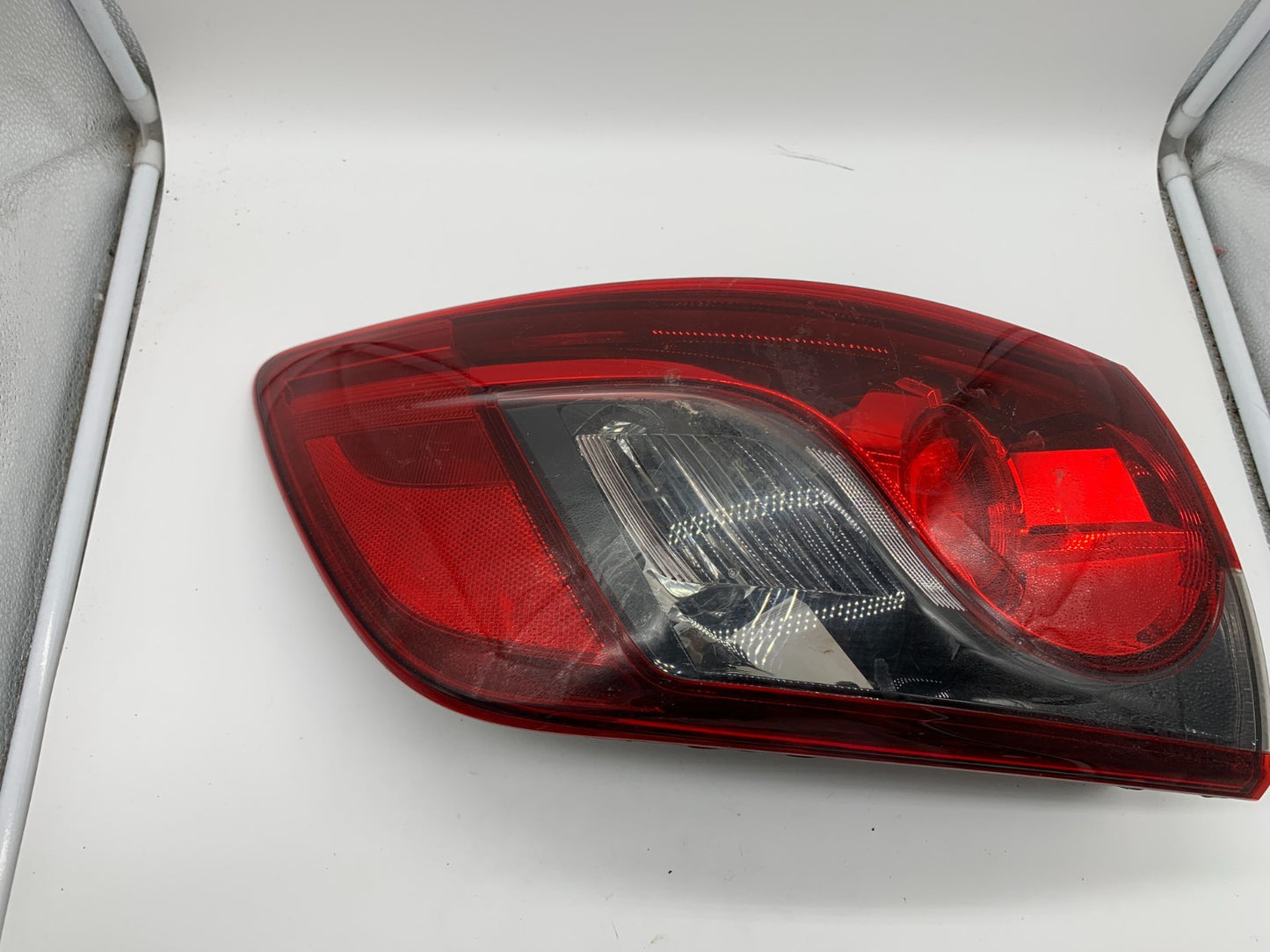 2013-2015 Mazda CX9 CX-9 Driver Tail Light Taillight Lamp OEM D03B66004