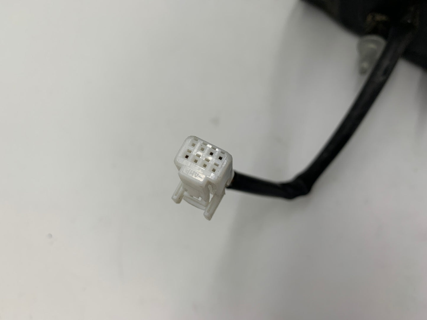 2012-2014 Nissan Versa Driver Side Power Door Mirror Silver OEM C03B30090