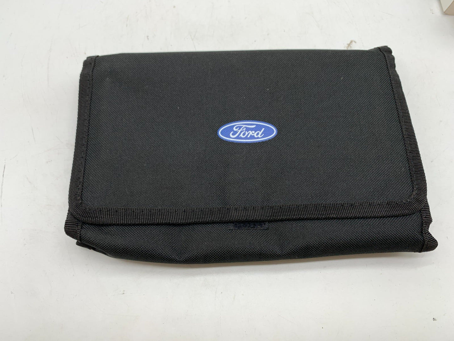 2020 Ford Escape Owners Manual Set with Case OEM C02B04005