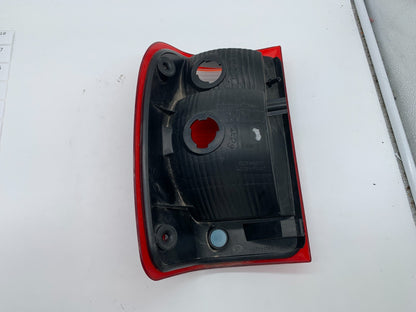 2001-2005 Ford Ranger Passenger Side Tail Light Tailight OEM D02B68001