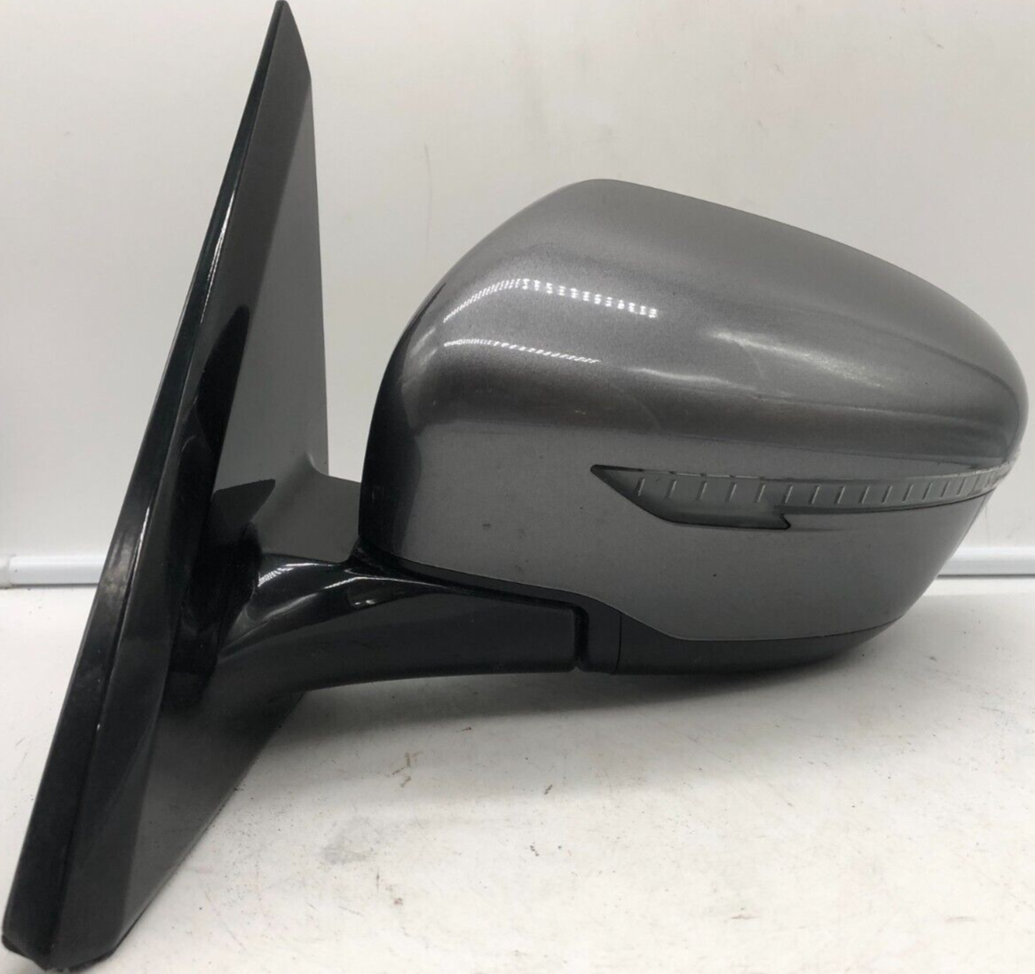 2017 Nissan Pathfinder Driver Side Power Door Mirror Gray OEM E03B35001