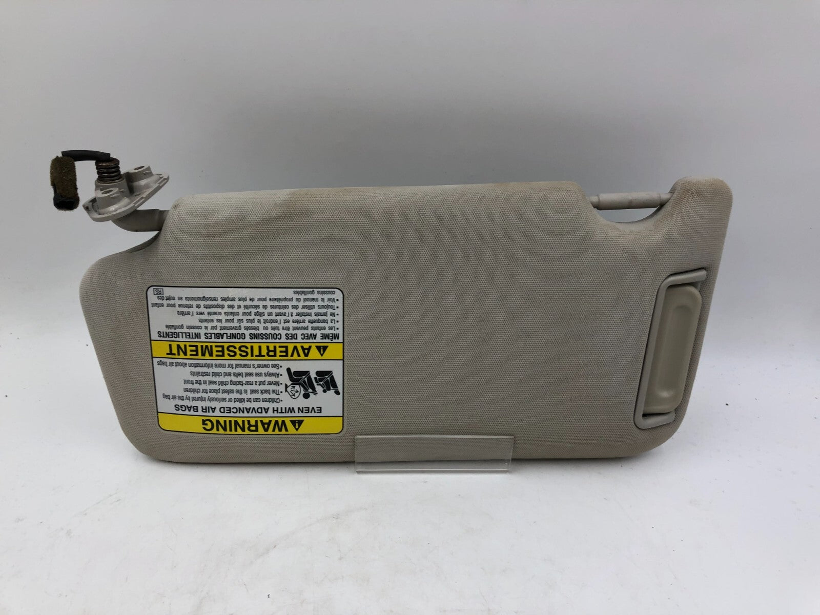 2010-2014 Subaru Legacy Passenger Sun Visor Gray Illuminated OEM B04B30009