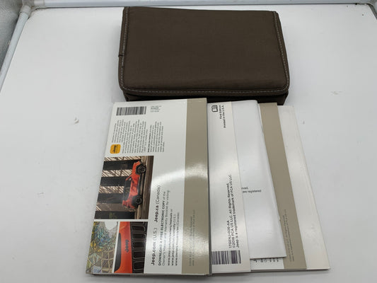 2017 Jeep Renegade Owners Manual Set with Case OEM B03B23021
