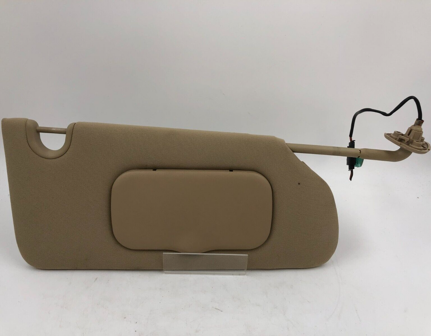 2006-2011 Buick Lucerne Passenger Sun Visor Brown Illuminated OEM B02B32032