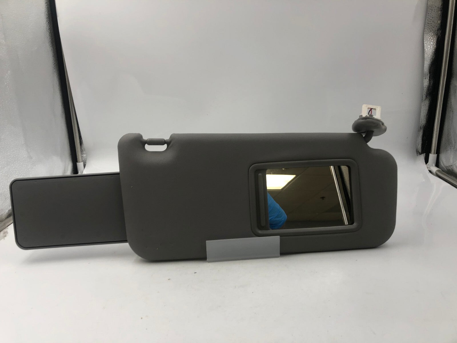 2006-2009 Toyota Rav4 Passenger Sun Visor Gray Illuminated OEM A04B28036