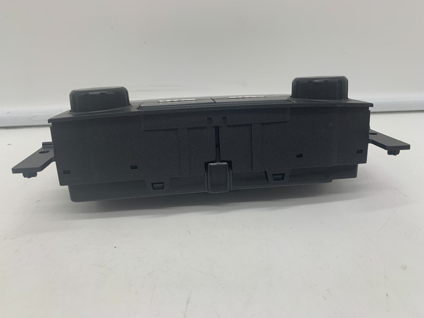 2017-2023 GMC Yukon Rear Climate Control AC Heater without Heated Seats OEM