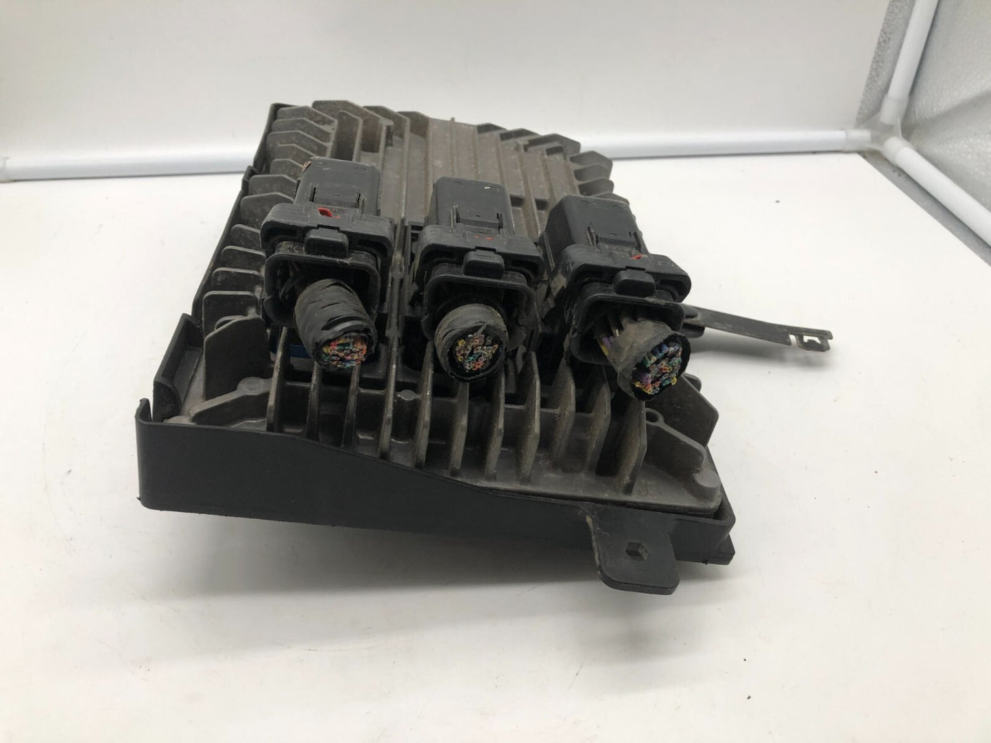 2013-2016 GMC Acadia Engine Control Module ECU ECM OEM D02B03007