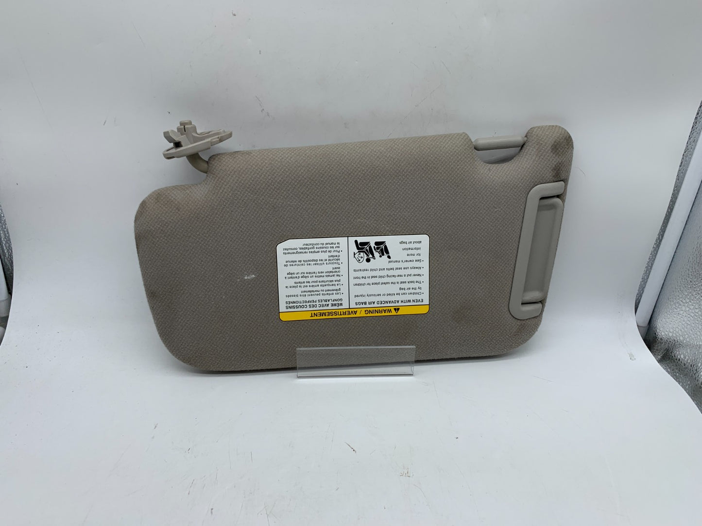 2013-2019 Nissan Sentra Passenger Sun Visor Gray OEM D03B21001