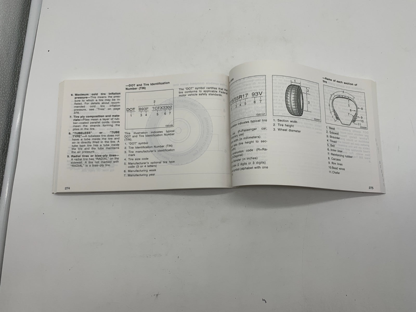 2005 Toyota Avalon Owners Manual Set OEM