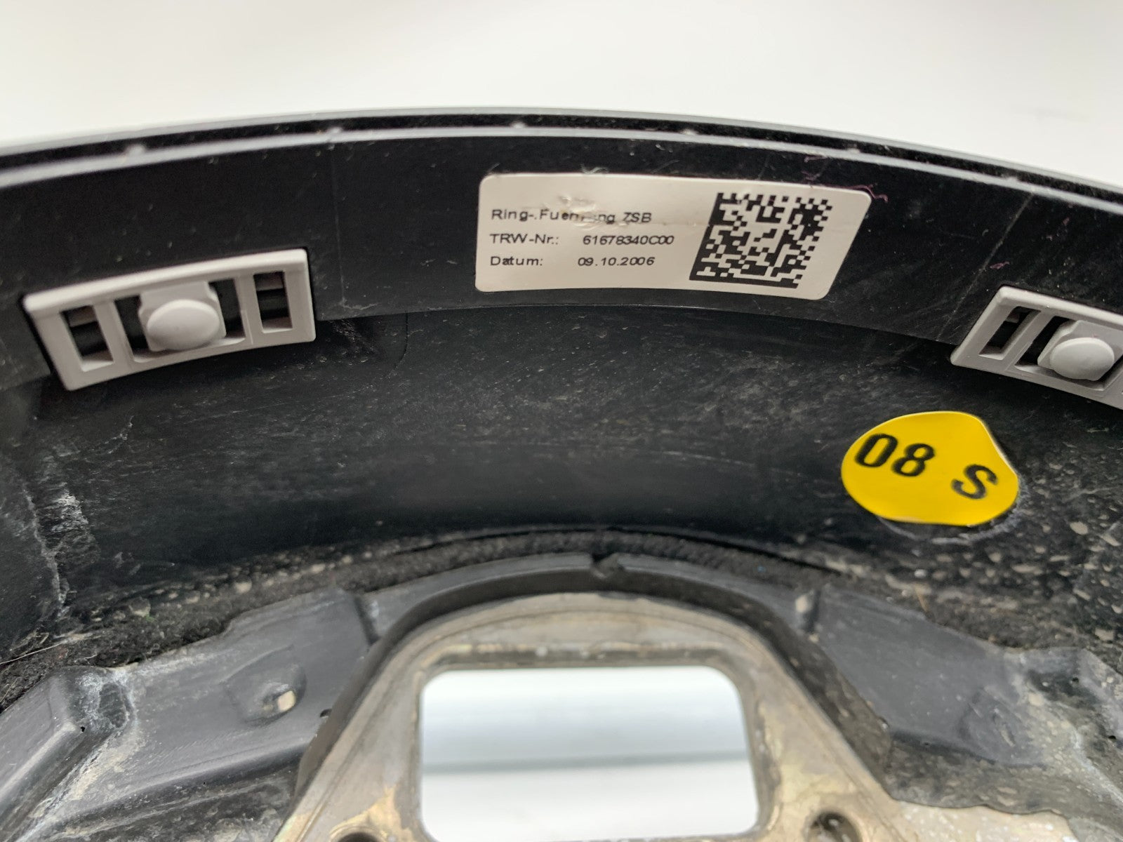 2004-2007 Audi A4 Steering Wheel Assembly Without Airbag OEM C01B09007