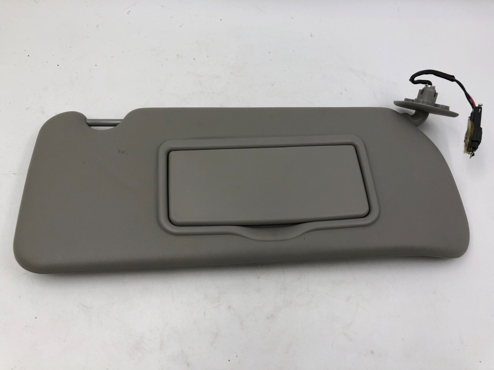 2003-2007 Cadillac CTS Passenger Sun Visor Gray Illuminated OEM A04B47043