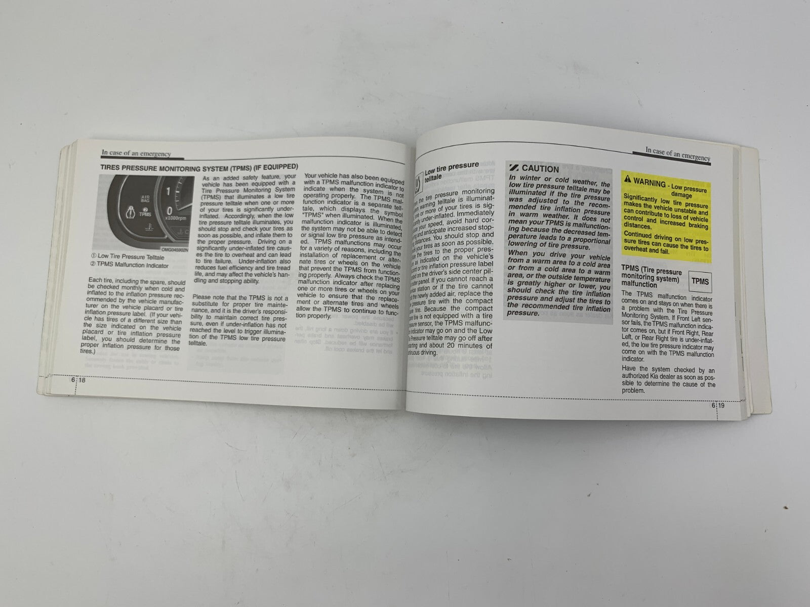 2006 Kia Optima Sedan Owners Manual OEM C02B51063