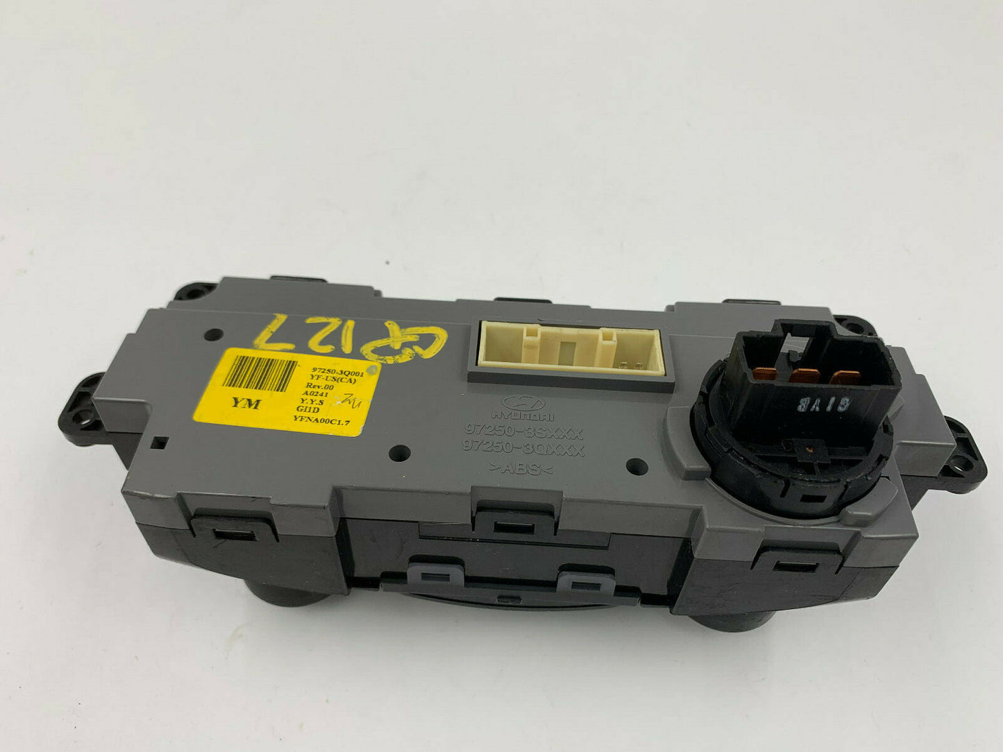 2011-2013 Hyundai Sonata AC Heater Climate Control Unit OEM B01B01013