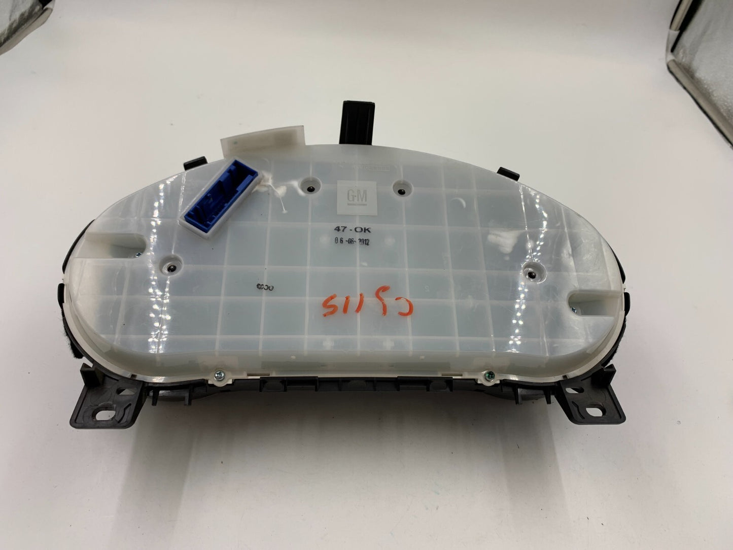 2013 Buick Verano Speedometer Instrument Cluster OEM D02B18081