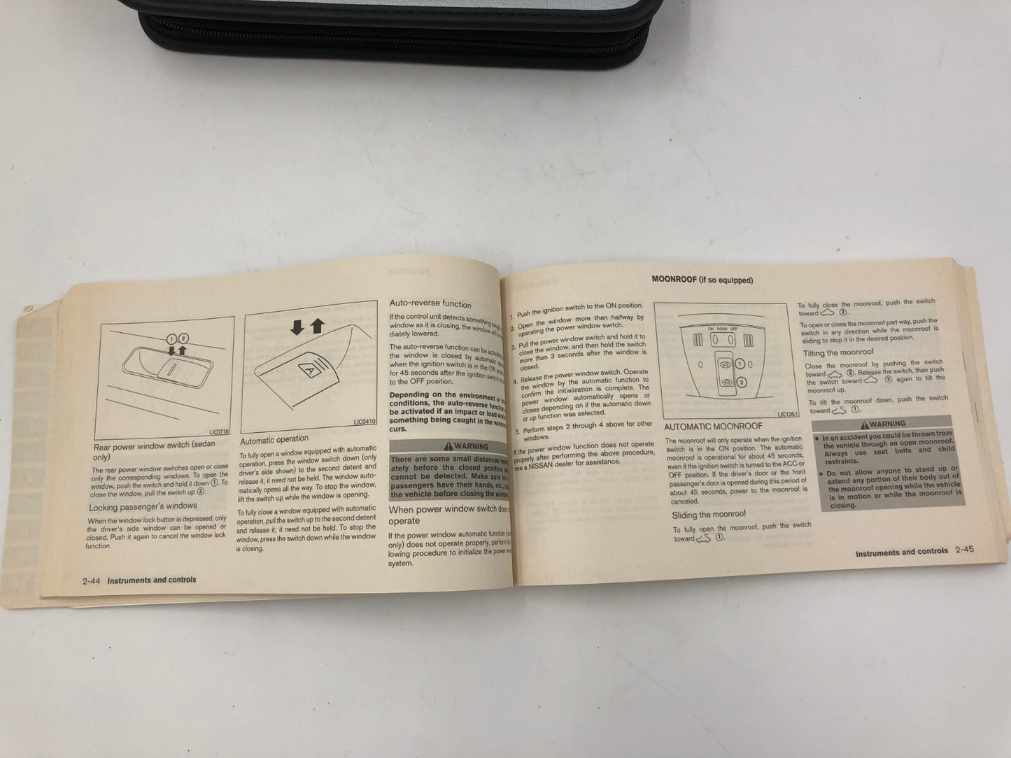 2008 Nissan Altima Owners Manual Set with Case OEM C03B10055
