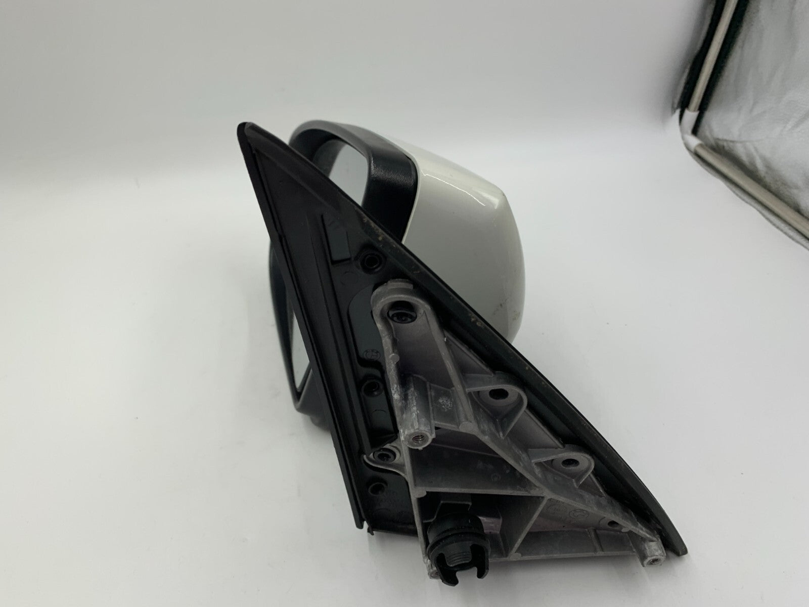 2011-2013 BMW X5 Driver Side View Power Door Mirror White OEM B03B24003