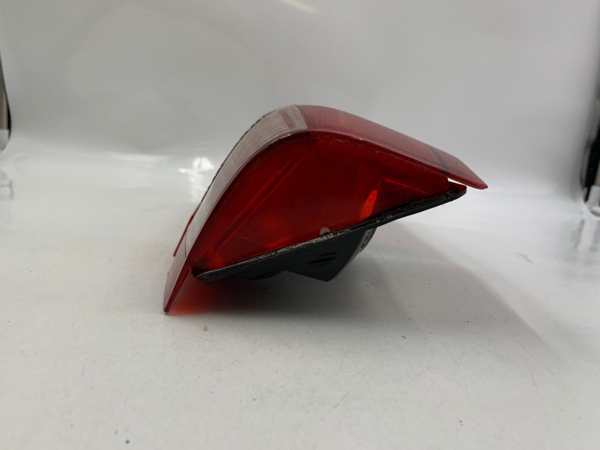 1987-1990 Ford F-250 Driver Side Tail Light Taillight Styleside OEM D04B65004