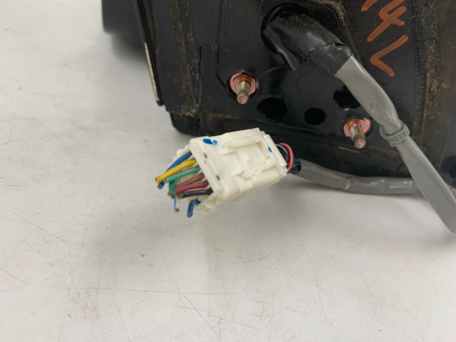 2003-2004 Nissan Murano Driver Side View Power Door Mirror Orange OEM E02B61001