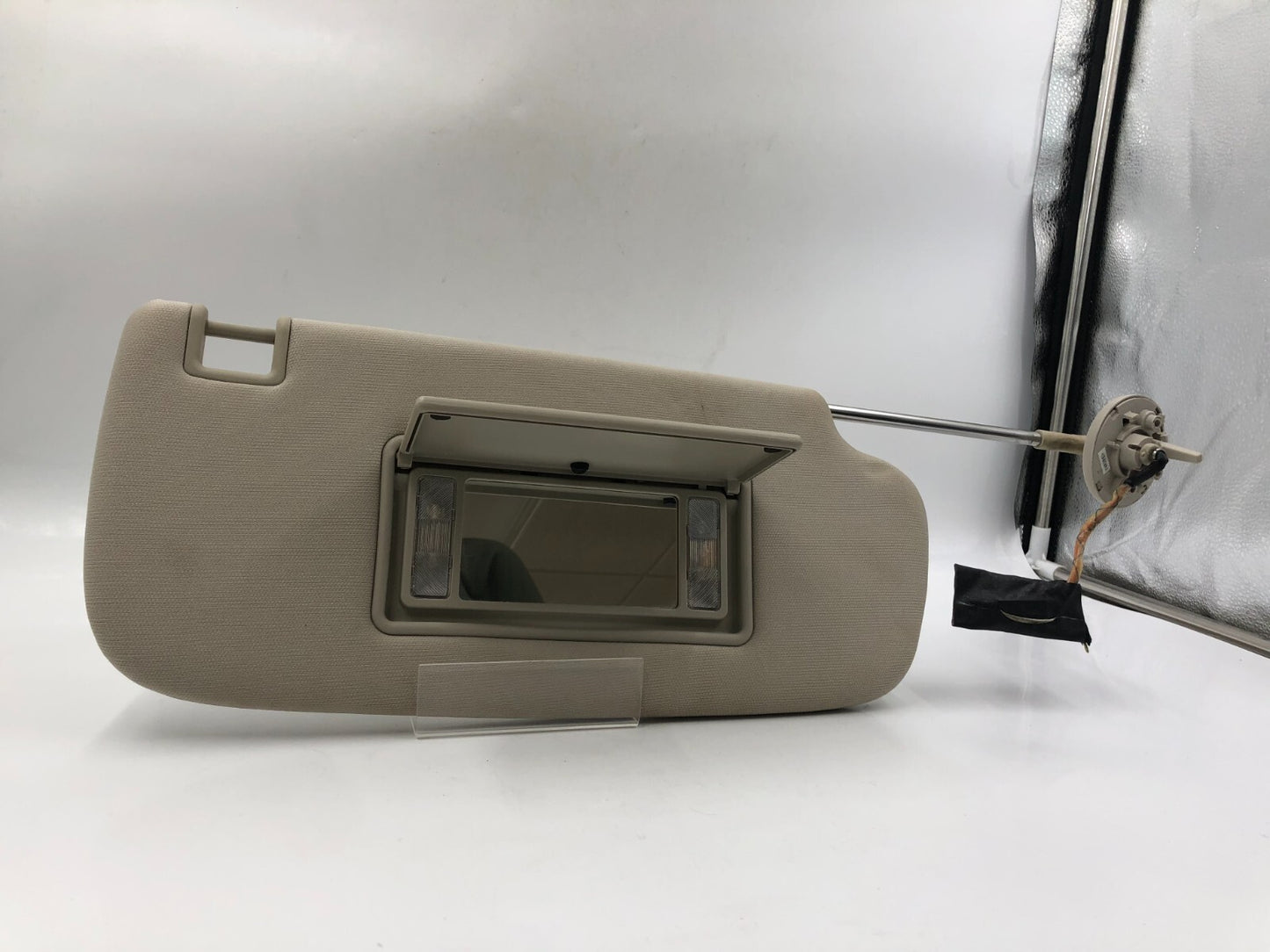 2011-2013 Jeep Grand Cherokee Passenger Sun Visor Gray Illuminated OEM C03B67012