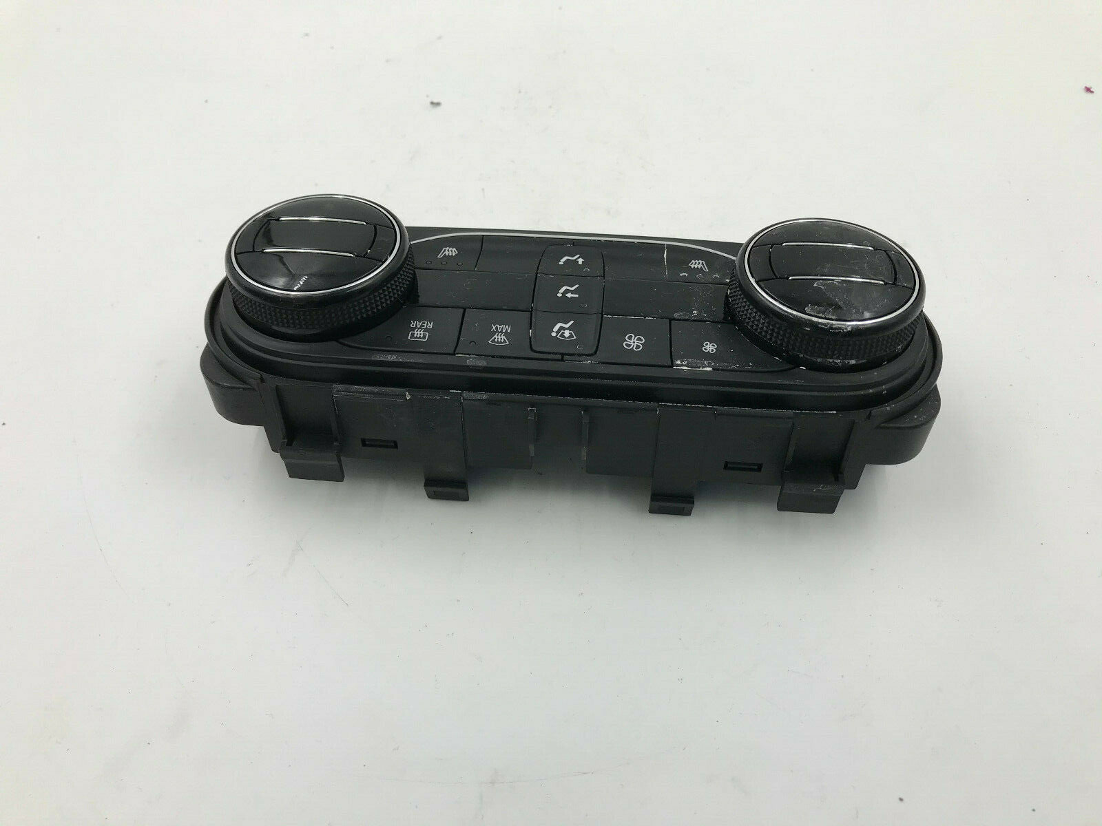 2020 Buick Encore AC Heater Climate Control OEM E01B36008