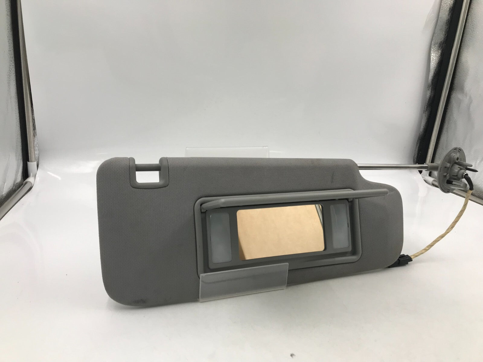 2016-2023 Chevrolet Malibu Passenger Sun Visor Gray Illuminated OEM D04B58005