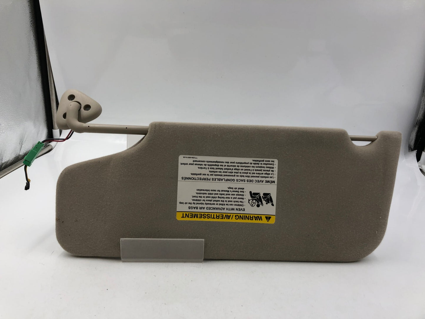 2008-2009 Mercury Sable Passenger Sun Visor Tan Illuminated OEM B02B29003